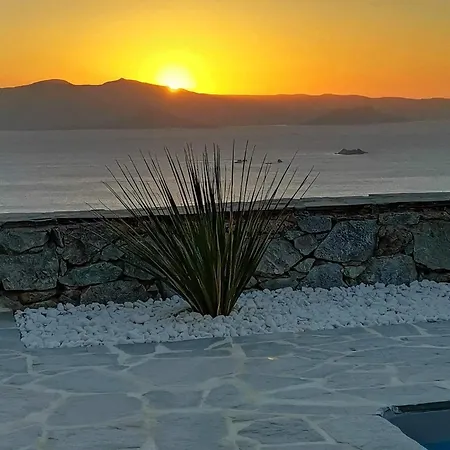 Villa Avlia Naxos City
